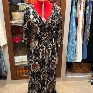 Gorgeous Holiday Maxi Dress Size XL